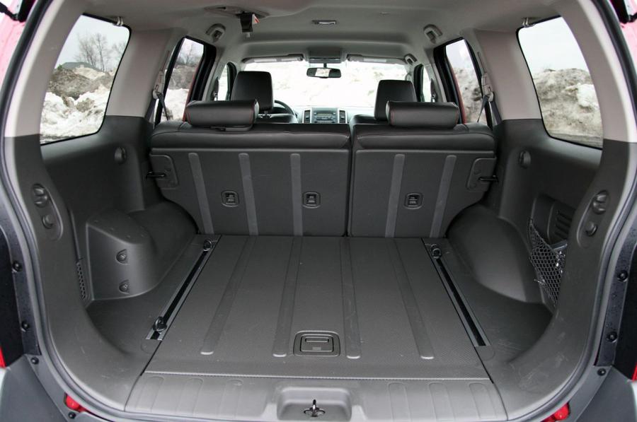  Nissan Xterra Pro-4X 2011 года  (фото 8 из 50)